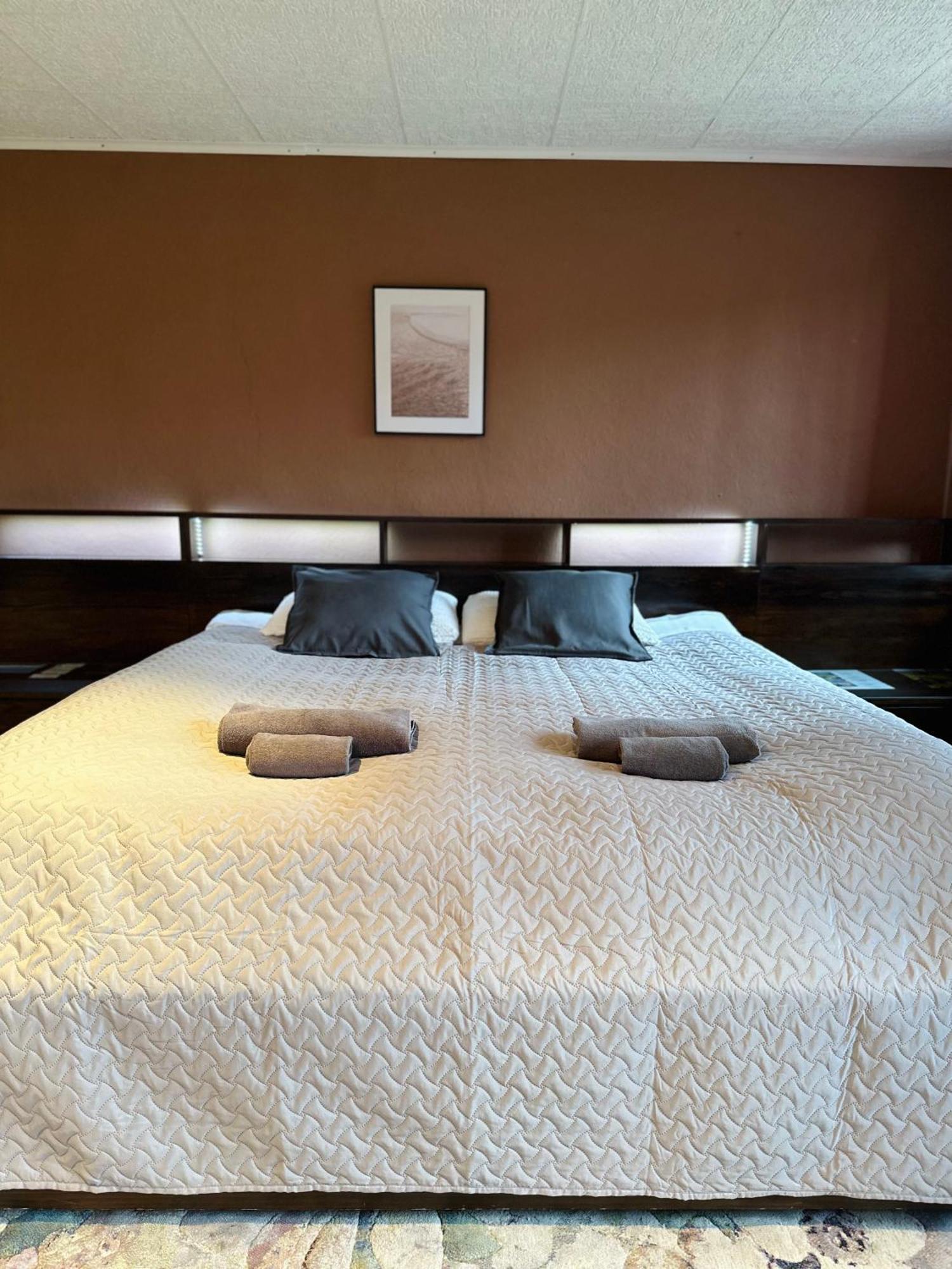 Viesnicas Jolanta Apartamenti Kolbergi Buitenkant foto